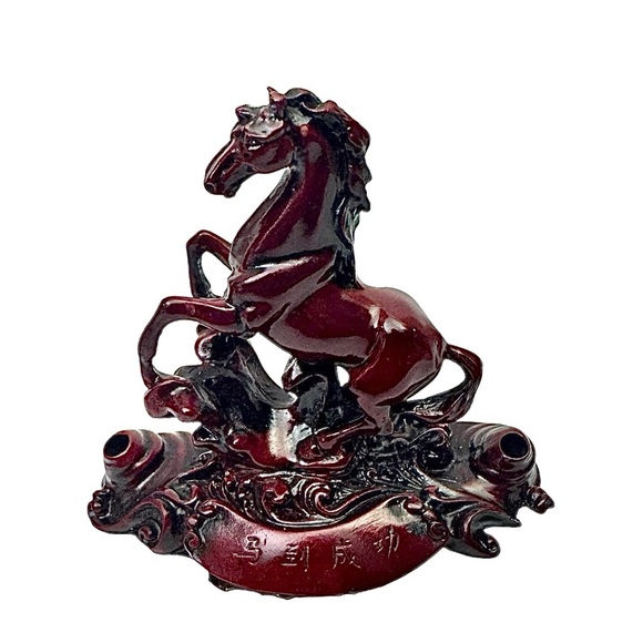 Chinese Horse Statue Feng Shui Decor “Ma Dao Cheng Gong” Resin Success Symbol